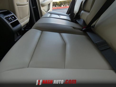 Used 2019 Cadillac XT5 FWD image 41
