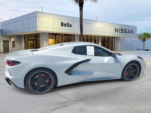 Used 2023 Chevrolet Corvette Stingray Convertible w/ 1LT RWD image 7