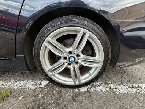 Used 2014 BMW 550i xDrive Sedan AWD/4WD image 32