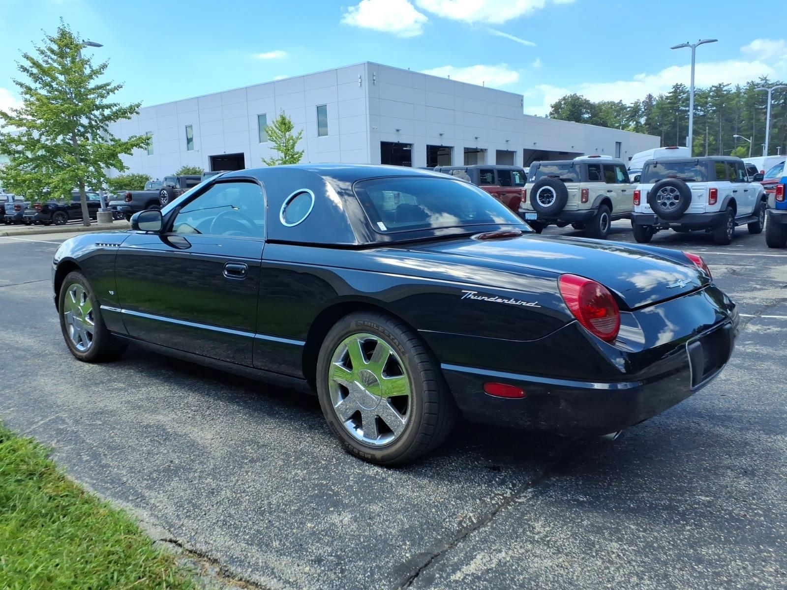 Used 2003 Ford Thunderbird RWD image 7