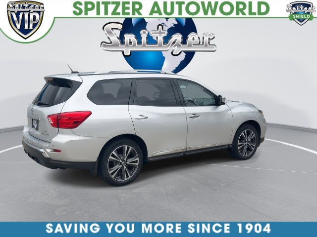 Used 2018 Nissan Pathfinder Platinum AWD/4WD image 10