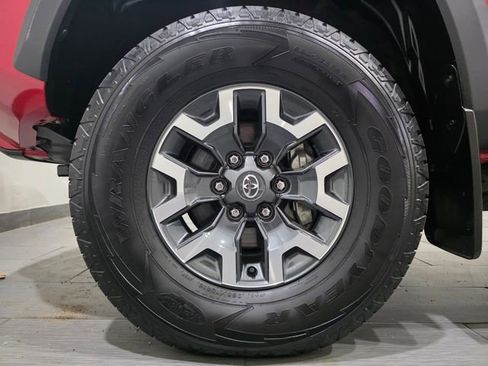 Used 2021 Toyota Tacoma TRD Off-Road AWD/4WD image 22