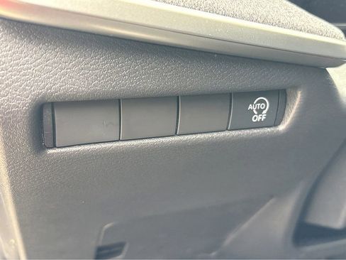 New 2026 Nissan Kicks SV w/ Cold Weather Package FWD image 9