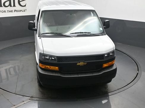 New 2026 Chevrolet Express 2500 w/ Driver Convenience Package RWD image 25