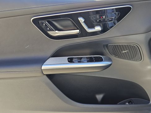 Certified 2025 Mercedes-Benz GLC 300 4MATIC image 24