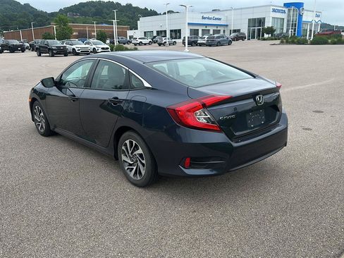 Used 2016 Honda Civic EX image 5