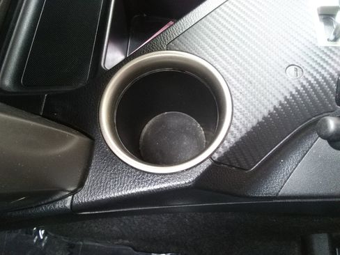 Used 2015 Toyota RAV4 XLE image 18