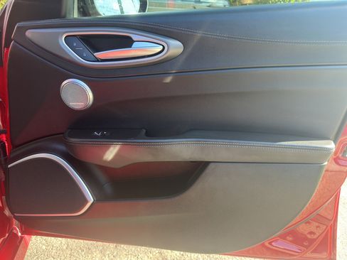 Used 2018 Alfa Romeo Giulia Ti w/ TI Leather Package image 17