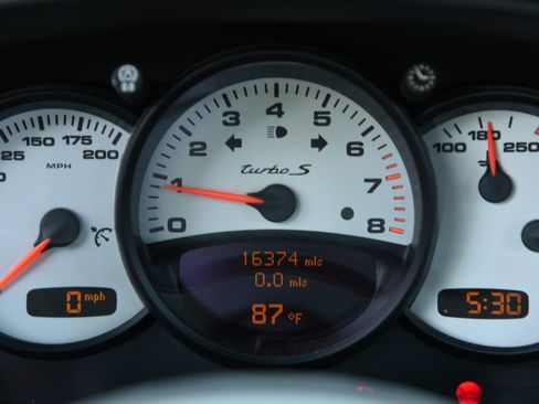 Used 2005 Porsche 911 Turbo AWD/4WD image 40