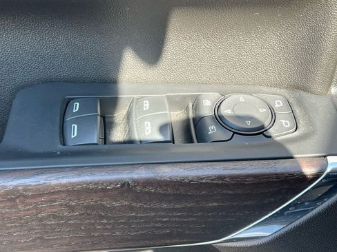 Used 2022 GMC Sierra 1500 Denali w/ Denali Premium Package image 25