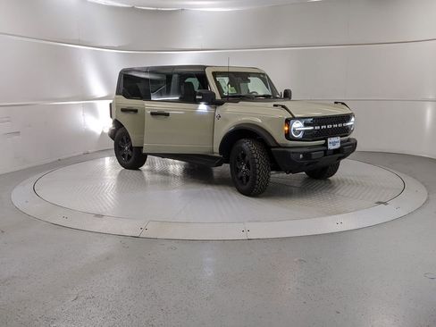 New 2025 Ford Bronco Outer Banks AWD/4WD image 7