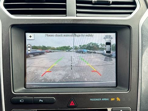 Used 2018 Ford Explorer Limited AWD/4WD image 14