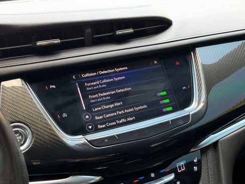 Used 2020 Cadillac XT6 Sport AWD/4WD image 47