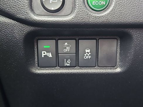 Certified 2019 Honda Pilot Touring image 18