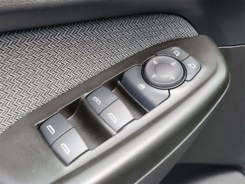 Used 2023 Chevrolet TrailBlazer LT w/ Convenience Package image 15