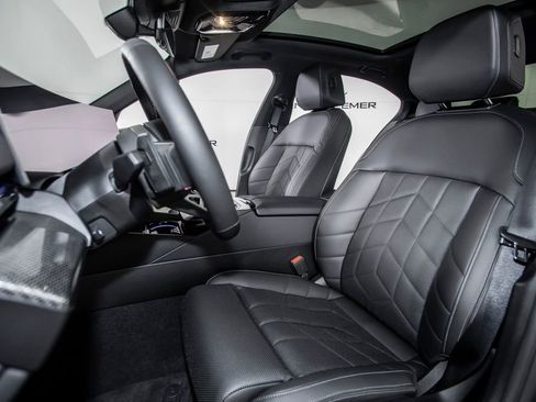 Used 2025 BMW i5 M60 w/ Executive Package image 15