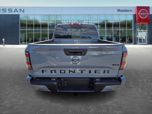 New 2026 Nissan Frontier SV image 6