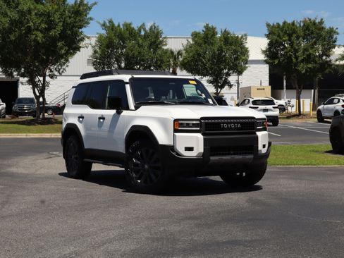 Used 2026 Toyota Land Cruiser w/ Premium Package AWD/4WD image 2