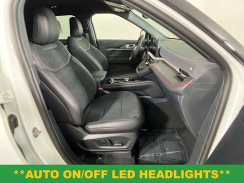 New 2026 Ford Explorer ST RWD image 5