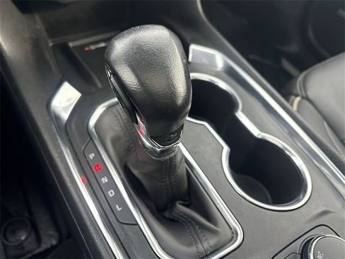 Certified 2022 Chevrolet Traverse Premier w/ LPO, Floor Liner Package image 16