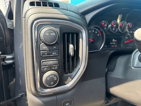 Used 2020 Chevrolet Silverado 1500 LT w/ All-Star Edition AWD/4WD image 30