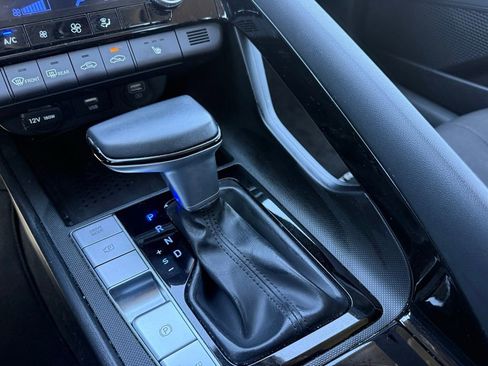 Used 2023 Hyundai Elantra SEL w/ Convenience Package image 28