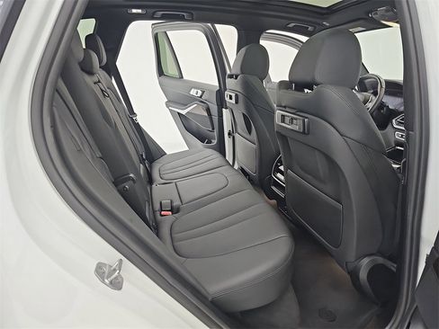 Used 2019 BMW X5 xDrive40i w/ Premium Package 2 image 13