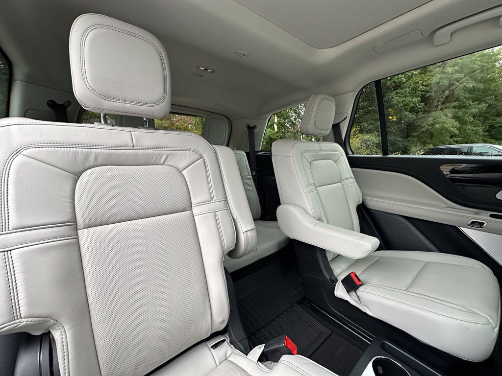 New 2027 Lincoln Aviator Reserve AWD/4WD image 26