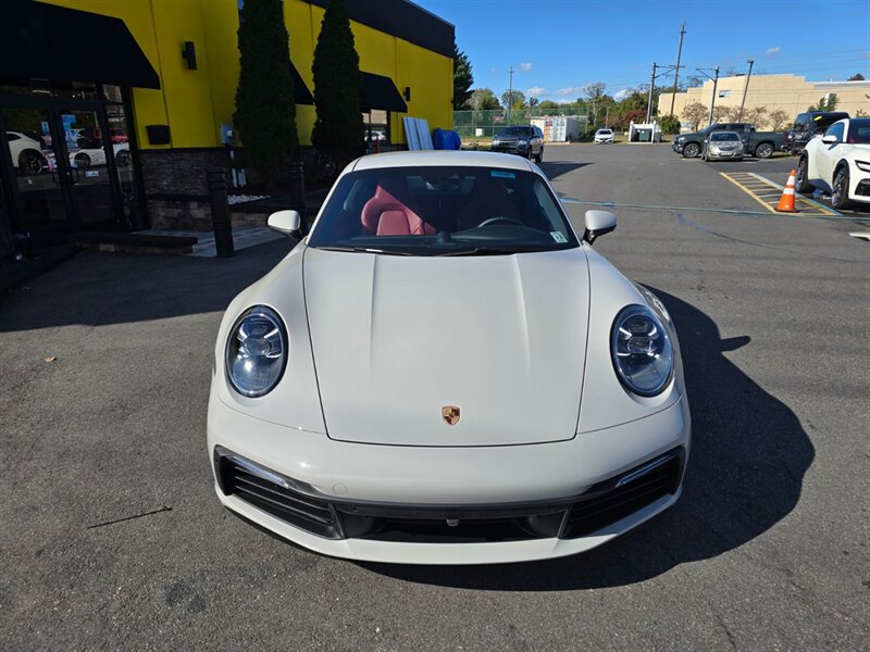Used 2024 Porsche 911 Carrera 4 AWD/4WD image 29