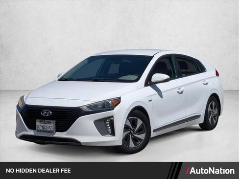Used 2018 Hyundai Ioniq SEL FWD image 1