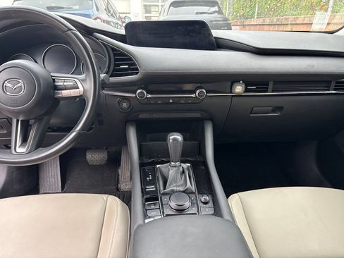 Used 2019 MAZDA MAZDA3 AWD Sedan w/ Preferred Package image 8