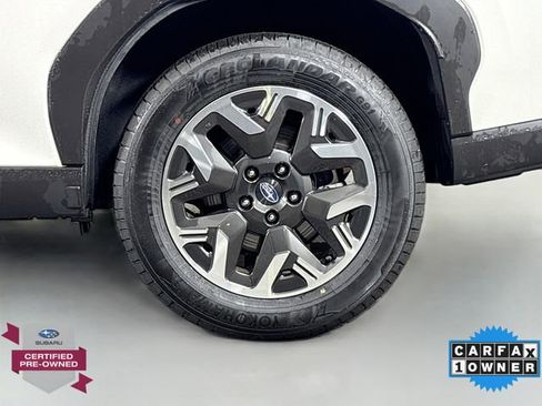 Certified 2025 Subaru Forester Premium image 32