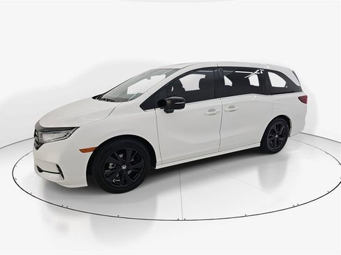 Used 2023 Honda Odyssey Sport image 10
