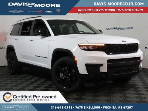 Used 2023 Jeep Grand Cherokee L Laredo image 1