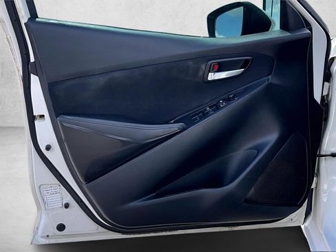 Used 2017 Toyota Yaris iA image 17