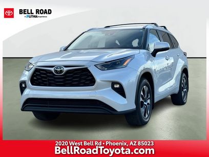 Used 2024 Toyota Highlander XLE