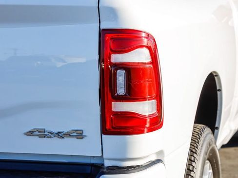 Used 2024 RAM 2500 Laramie AWD/4WD image 10