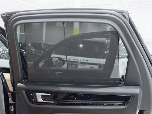 Used 2019 Porsche Cayenne image 34