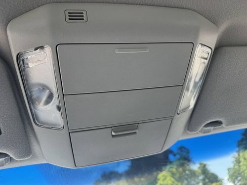 Used 2013 Toyota Tundra 2WD Double Cab w/ Tow Pkg image 22
