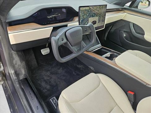 Used 2021 Tesla Model S Long Range image 10