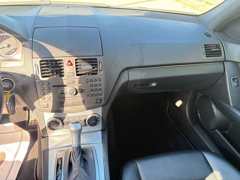 Used 2010 Mercedes-Benz C 300 Sedan image 42