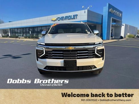 Used 2025 Chevrolet Tahoe Premier w/ Sun And Tow Package AWD/4WD image 2