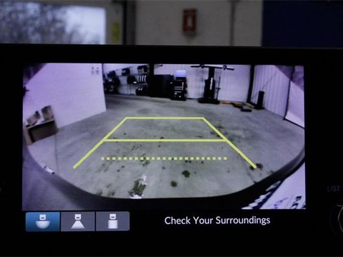 Certified 2023 Honda HR-V LX image 31