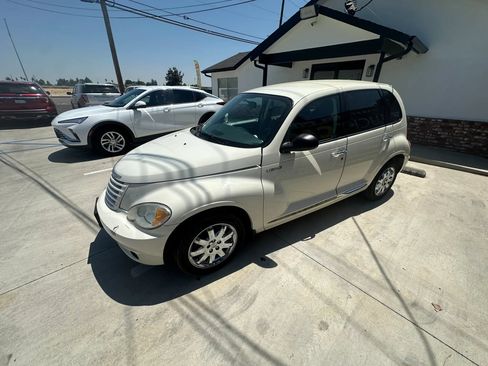 Used 2008 Chrysler PT Cruiser w/ Street Cruiser Series Group FWD image 12