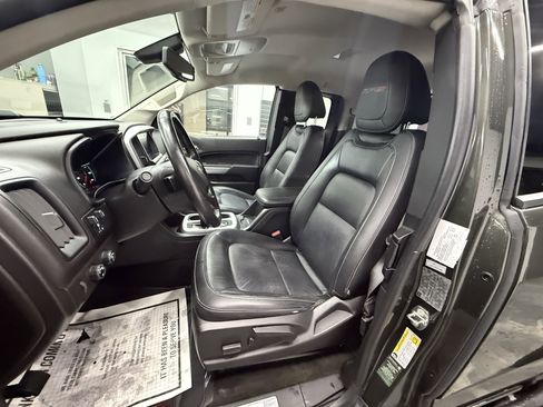 Used 2017 Chevrolet Colorado ZR2 image 11