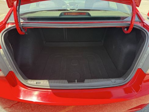 Used 2016 Chevrolet Cruze LT FWD image 15