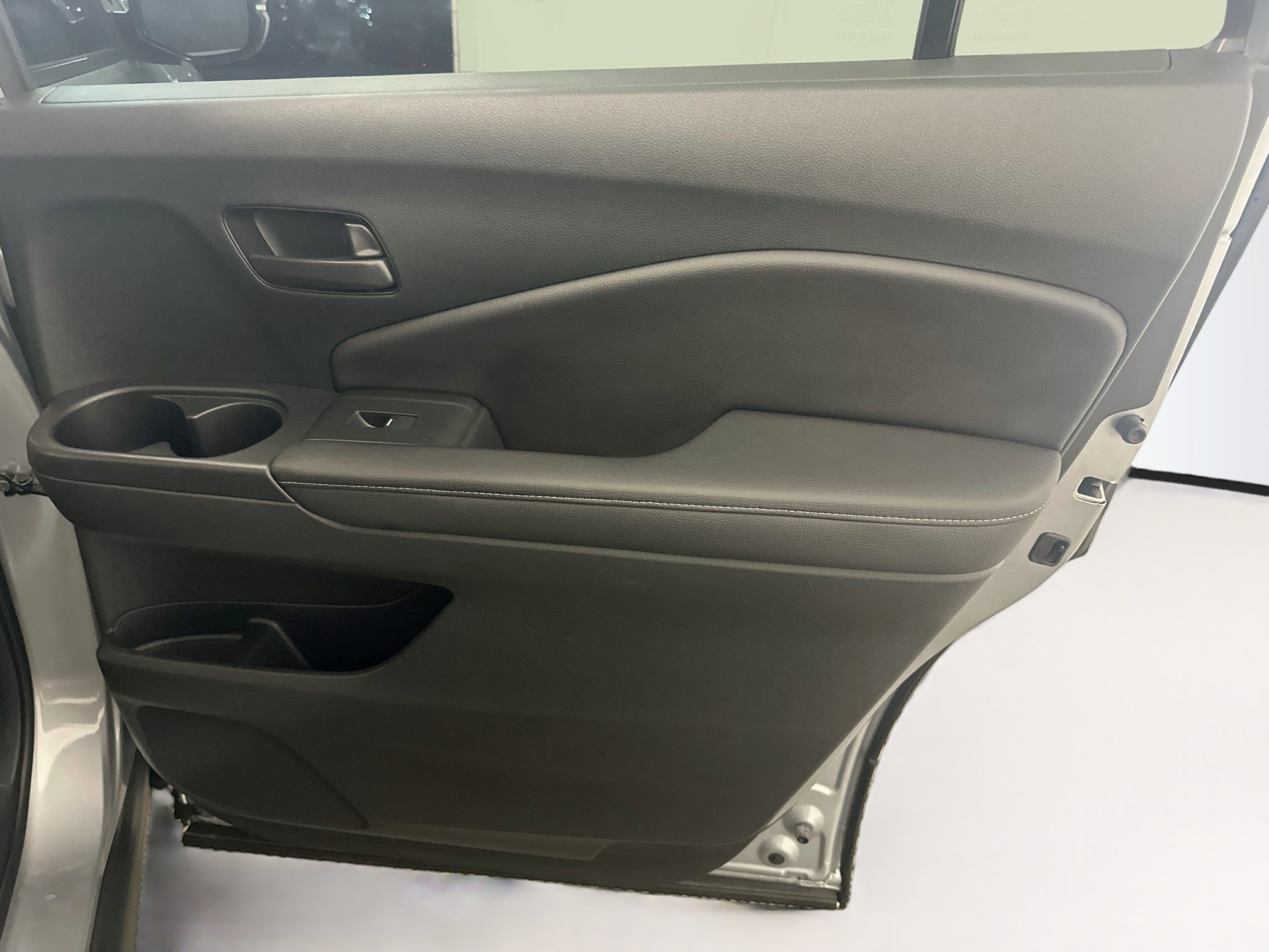Used 2023 Honda Passport EX-L image 32