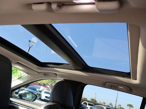 Used 2025 MAZDA CX-50 AWD 2.5 S w/ Premium Plus Pkg image 43