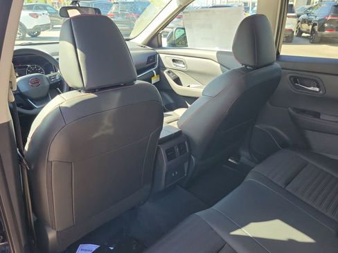 New 2026 Nissan Rogue SV AWD/4WD image 13