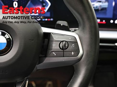 Used 2024 BMW X1 xDrive28i w/ M Sport Package AWD/4WD image 16